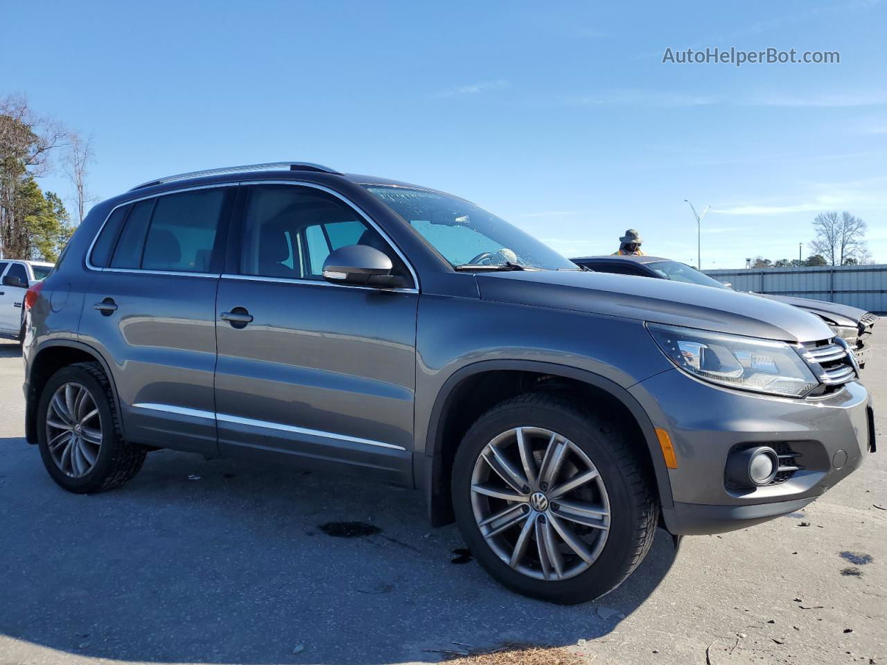 2016 Volkswagen Tiguan S Charcoal vin: WVGBV7AX3GW607169