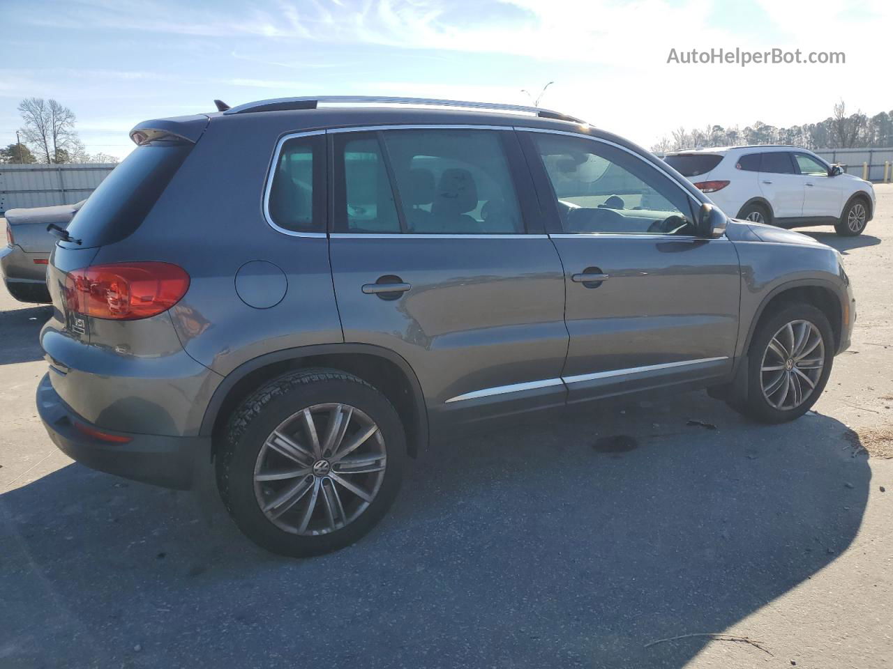 2016 Volkswagen Tiguan S Charcoal vin: WVGBV7AX3GW607169