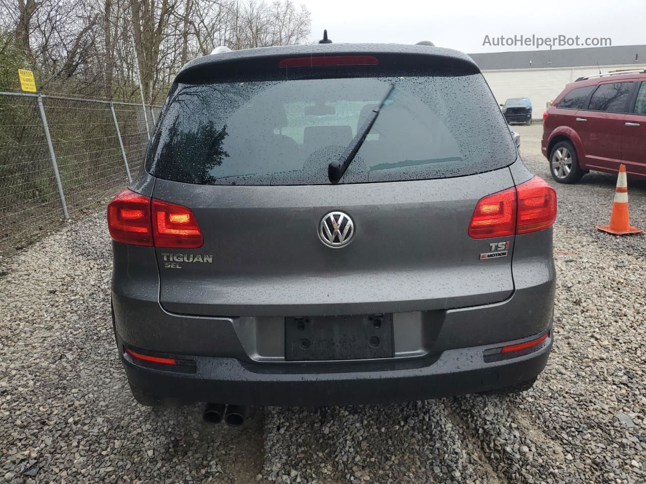 2016 Volkswagen Tiguan S Gray vin: WVGBV7AX3GW615482