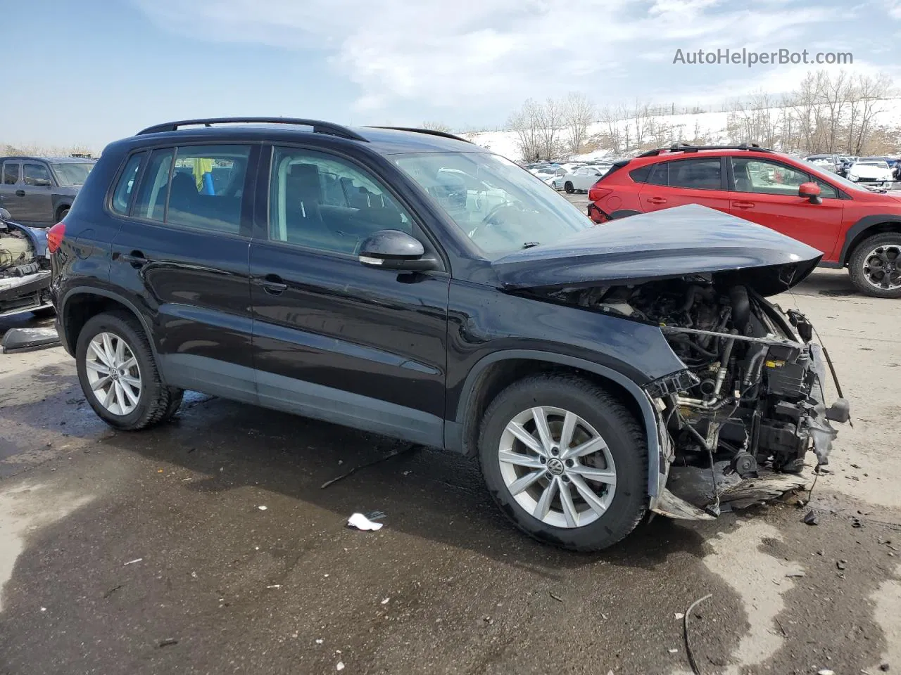 2018 Volkswagen Tiguan Limited  Черный vin: WVGBV7AX3JK003992