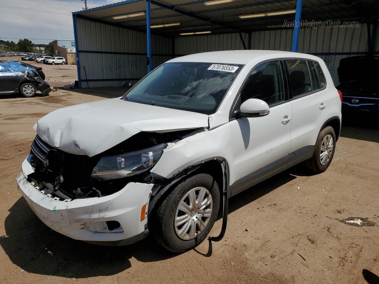 2018 Volkswagen Tiguan Limited  Белый vin: WVGBV7AX3JK004558