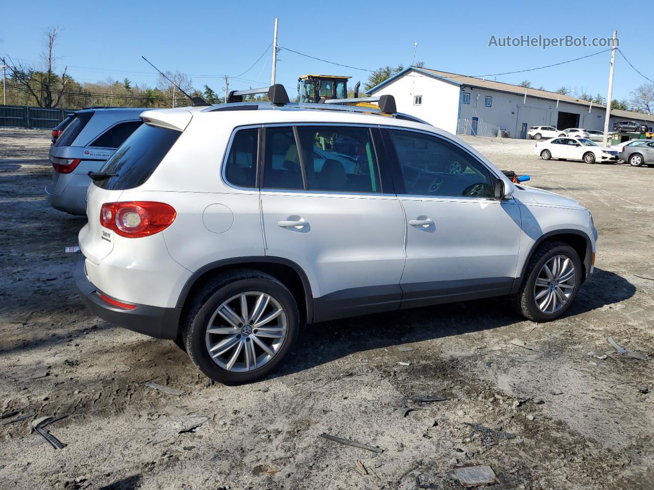 2010 Volkswagen Tiguan Se White vin: WVGBV7AX4AW502650