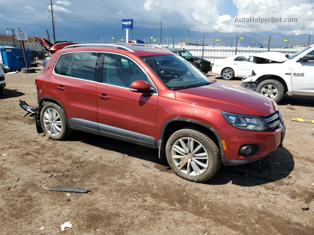 2016 Volkswagen Tiguan S Red vin: WVGBV7AX4GW024335