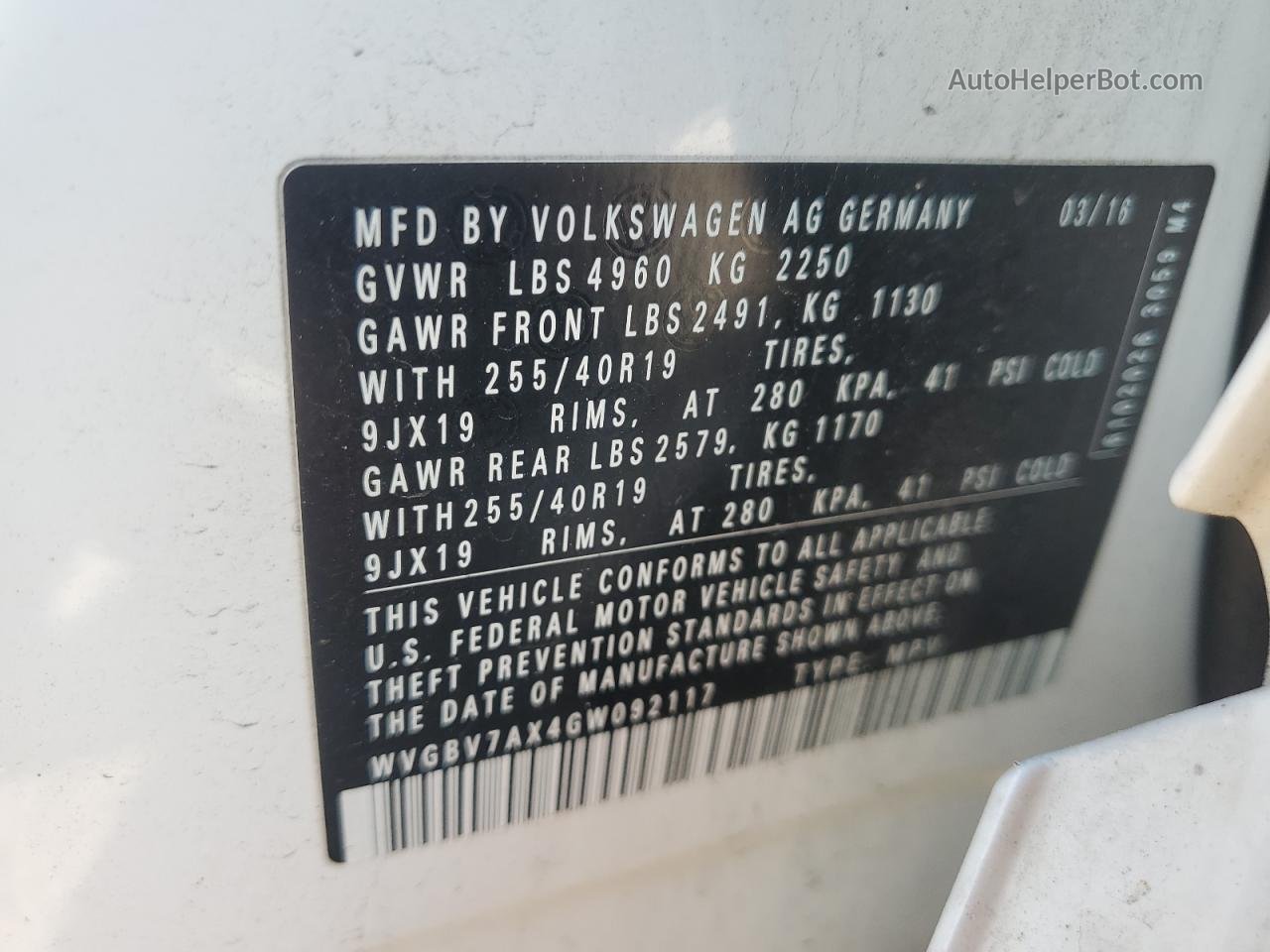 2016 Volkswagen Tiguan S Белый vin: WVGBV7AX4GW092117