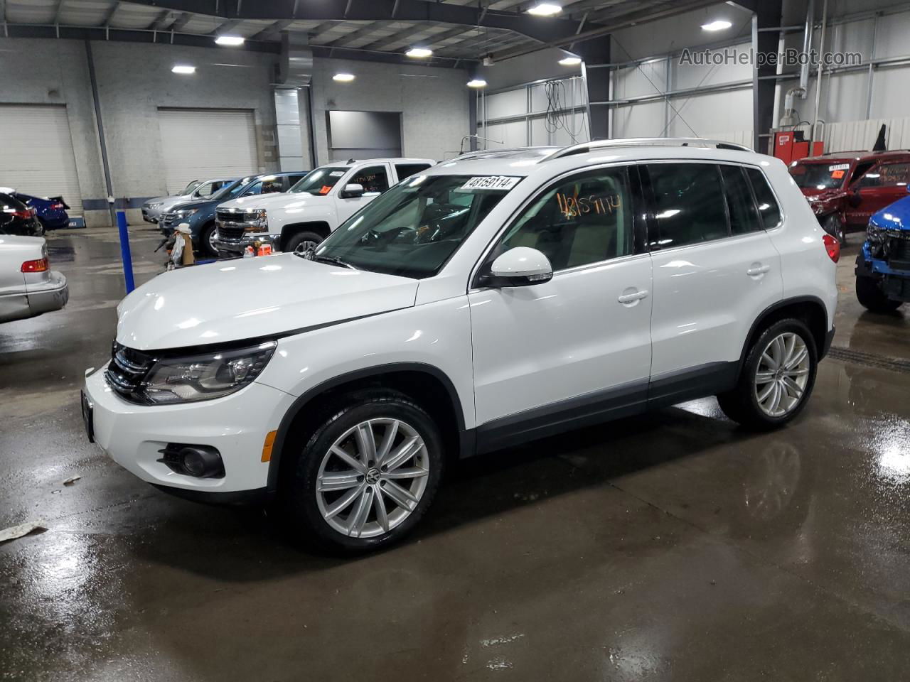 2016 Volkswagen Tiguan S White vin: WVGBV7AX4GW527136