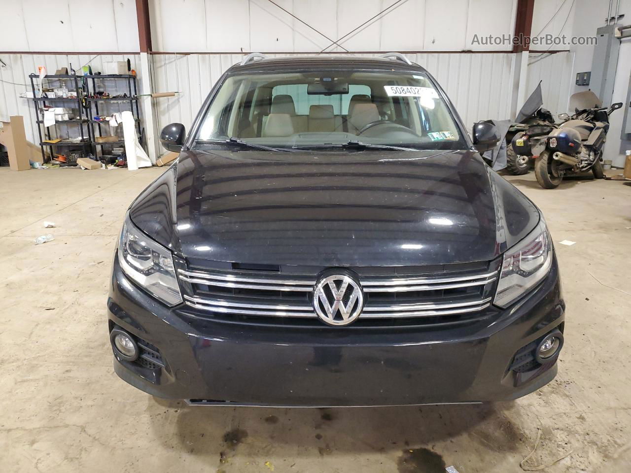 2016 Volkswagen Tiguan S Black vin: WVGBV7AX4GW553803