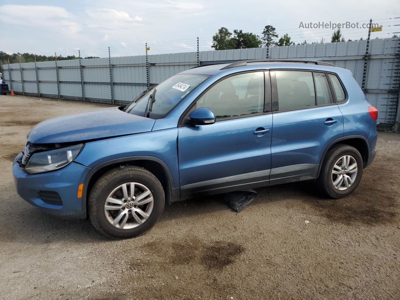 2017 Volkswagen Tiguan S Blue vin: WVGBV7AX4HK012999