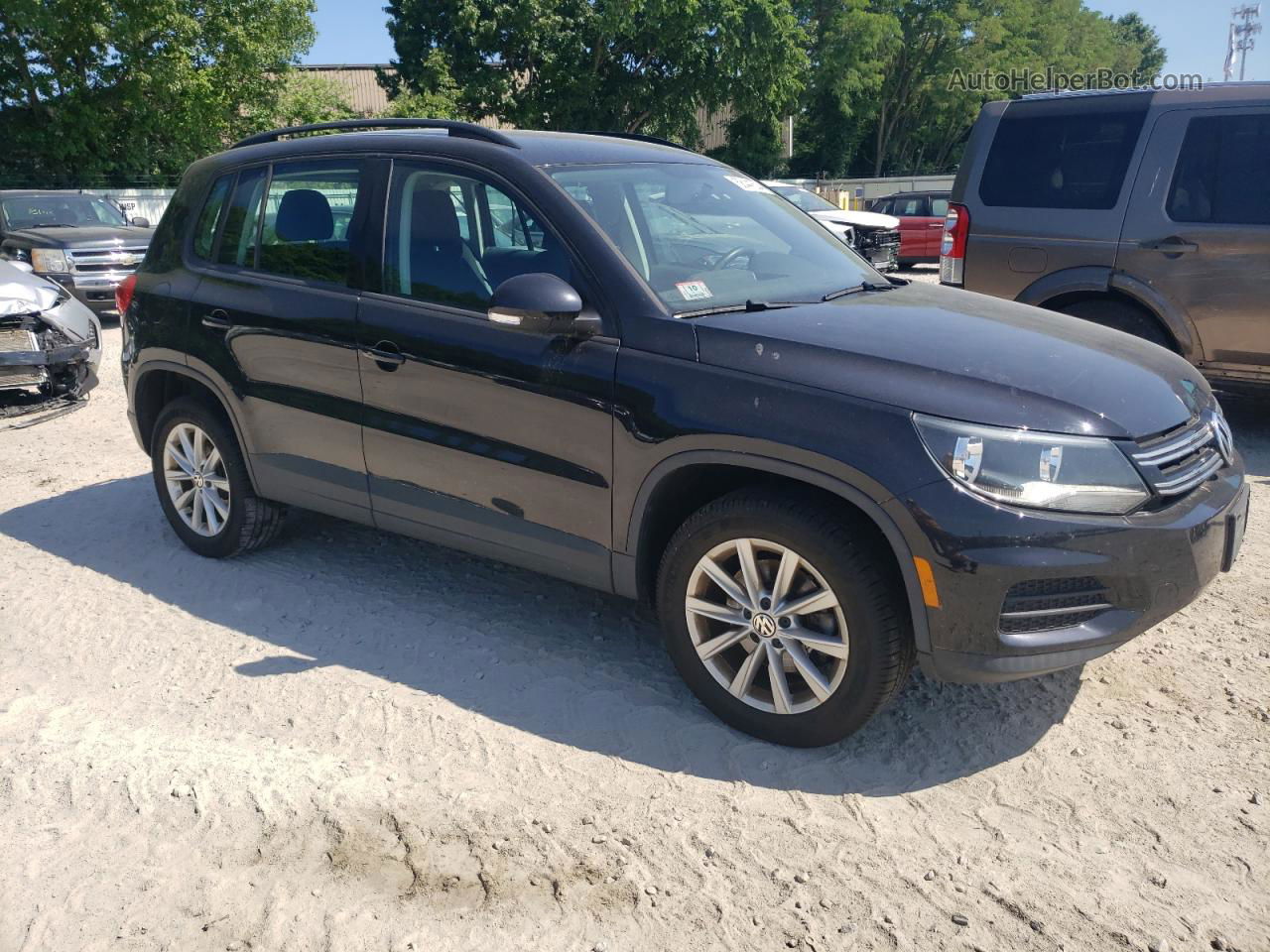 2017 Volkswagen Tiguan S Black vin: WVGBV7AX4HK045677