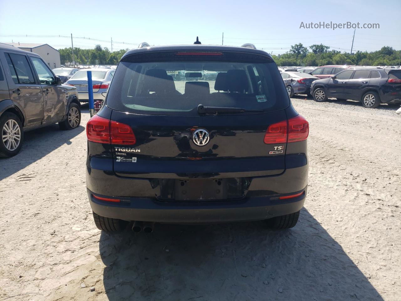 2017 Volkswagen Tiguan S Black vin: WVGBV7AX4HK045677