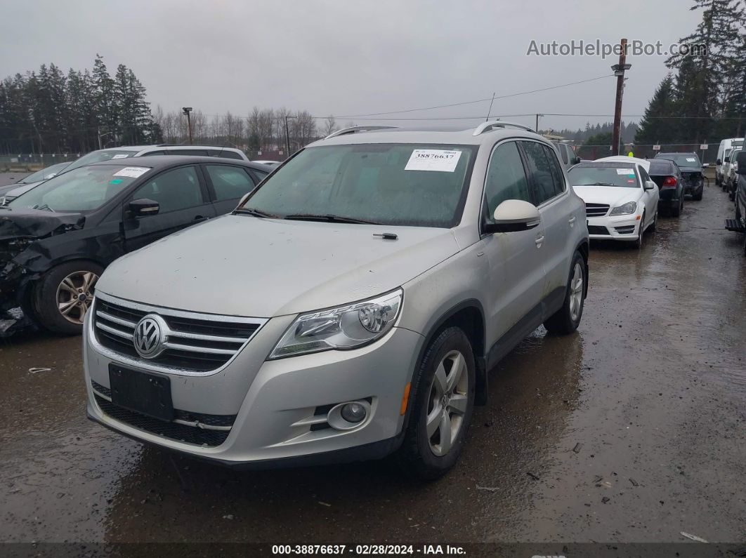 2010 Volkswagen Tiguan Wolfsburg Edition Silver vin: WVGBV7AX5AW519912