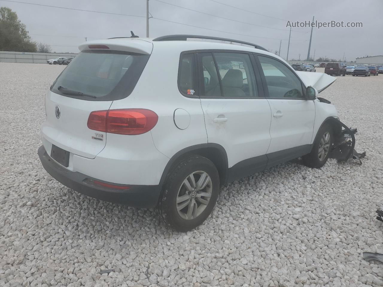 2016 Volkswagen Tiguan S White vin: WVGBV7AX5GW574997