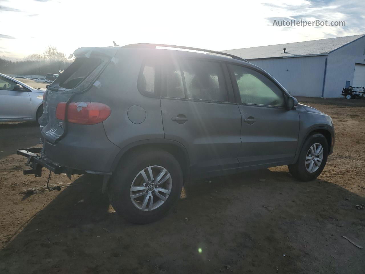 2016 Volkswagen Tiguan S Gray vin: WVGBV7AX5GW609411