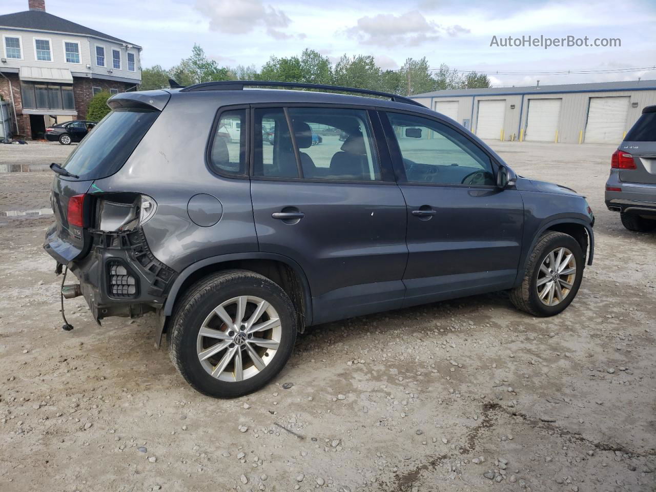 2017 Volkswagen Tiguan S Charcoal vin: WVGBV7AX5HK053478