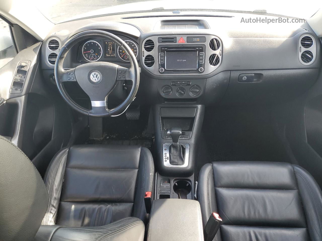 2010 Volkswagen Tiguan Se Серебряный vin: WVGBV7AX6AW502648