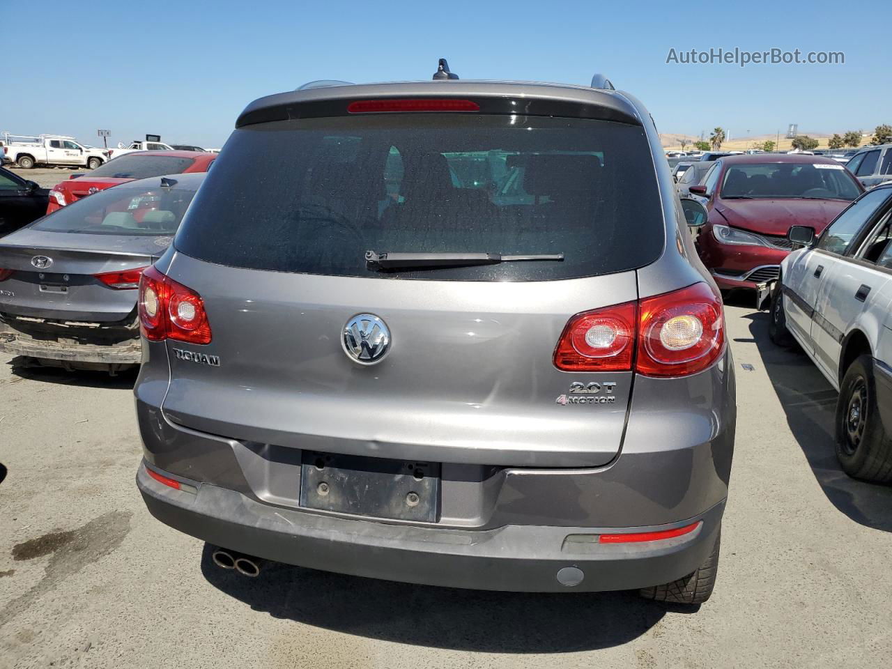 2010 Volkswagen Tiguan Se Gray vin: WVGBV7AX6AW536847