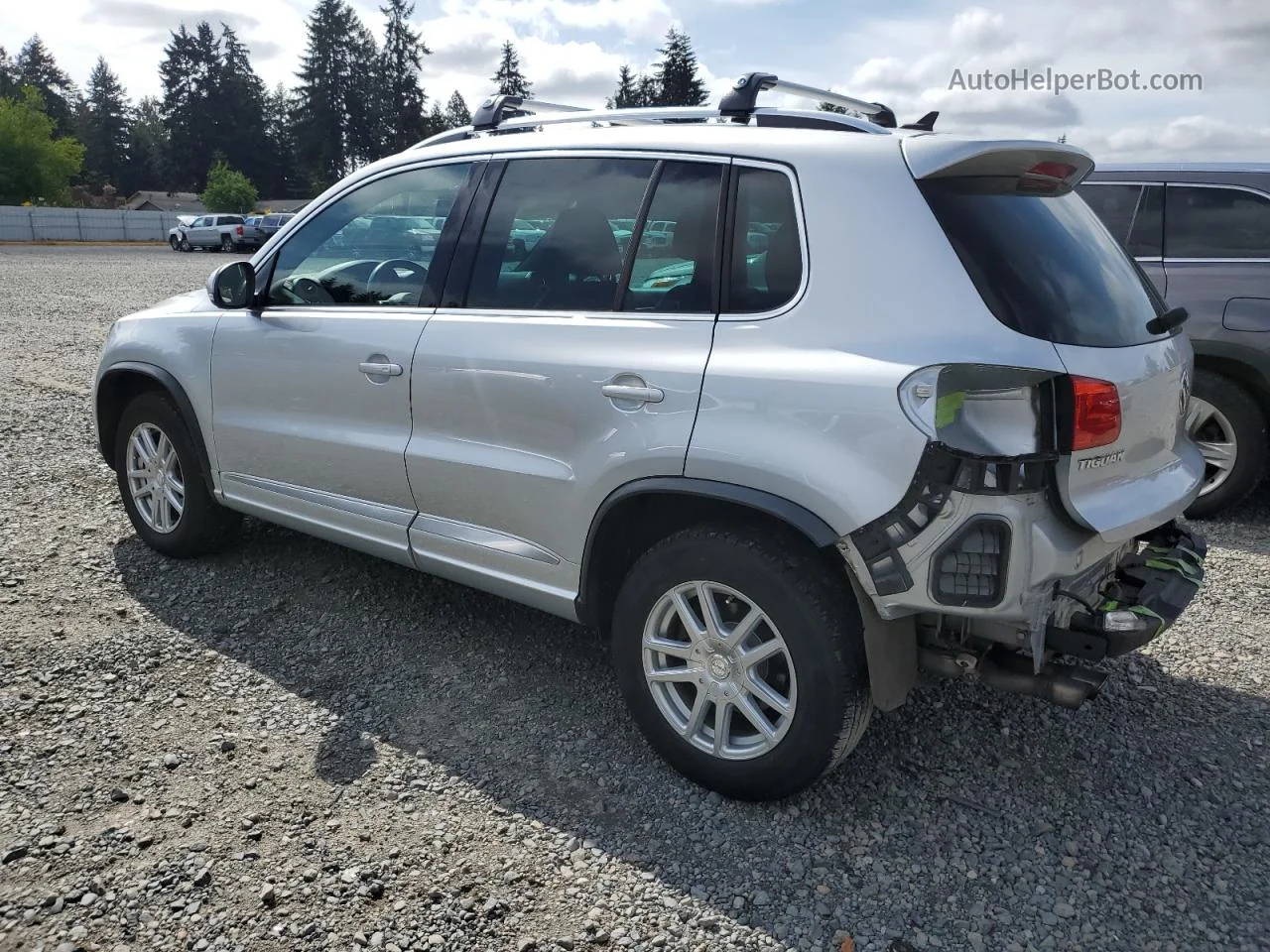 2016 Volkswagen Tiguan S Серебряный vin: WVGBV7AX6GW083371