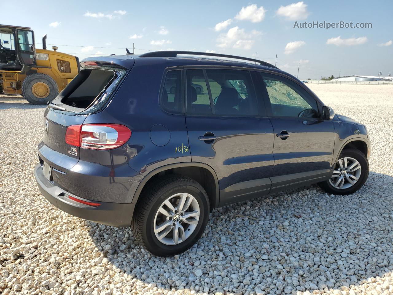 2016 Volkswagen Tiguan S Blue vin: WVGBV7AX6GW531978