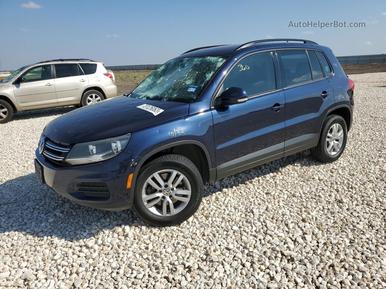 2016 Volkswagen Tiguan S Blue vin: WVGBV7AX6GW531978