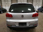 2017 Volkswagen Tiguan S Серебряный vin: WVGBV7AX6HK044059