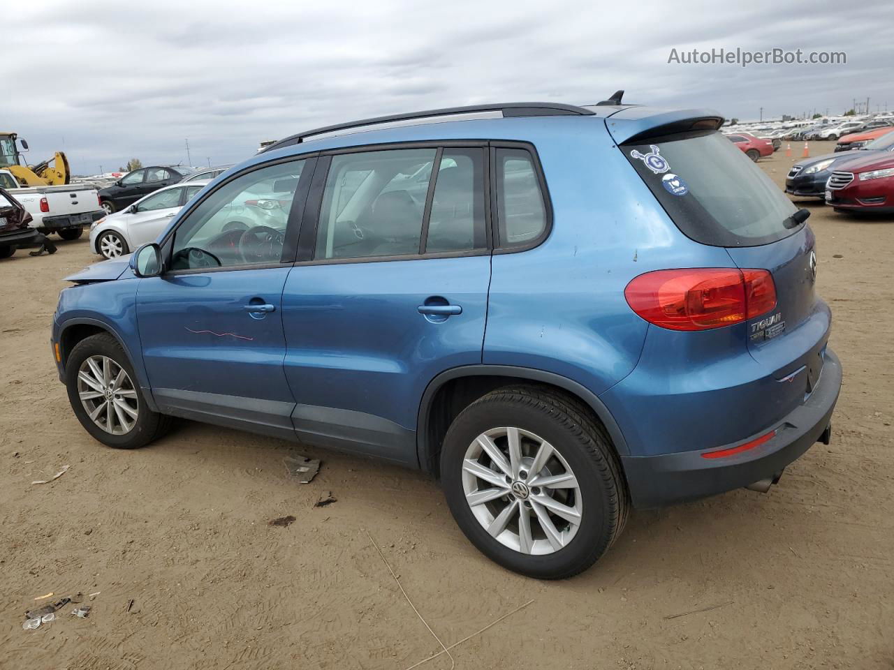 2017 Volkswagen Tiguan S Blue vin: WVGBV7AX6HK047849