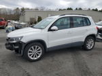 2017 Volkswagen Tiguan S Белый vin: WVGBV7AX6HK051142