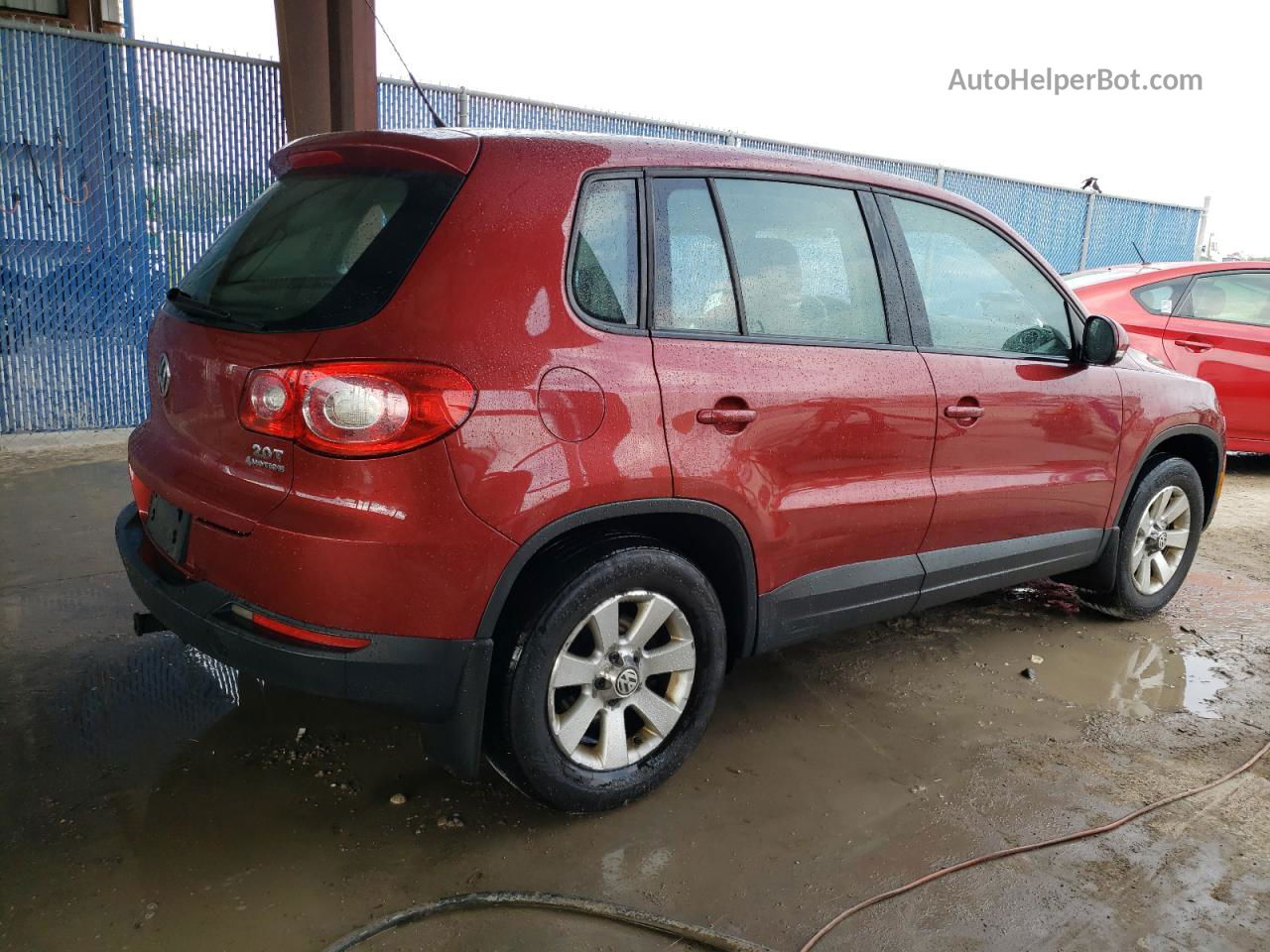 2010 Volkswagen Tiguan Se Красный vin: WVGBV7AX7AW001879