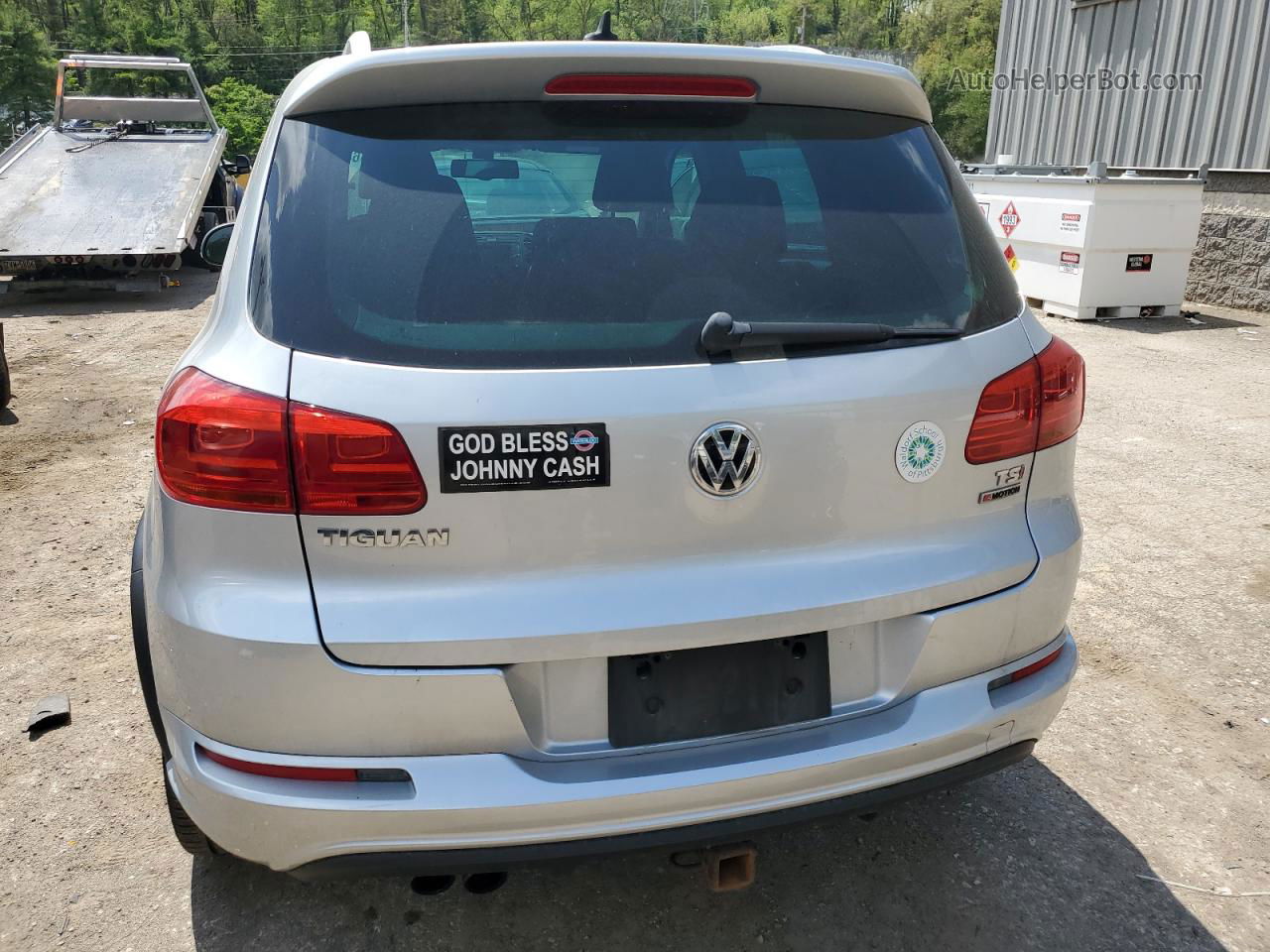 2016 Volkswagen Tiguan S Серебряный vin: WVGBV7AX7GW094752