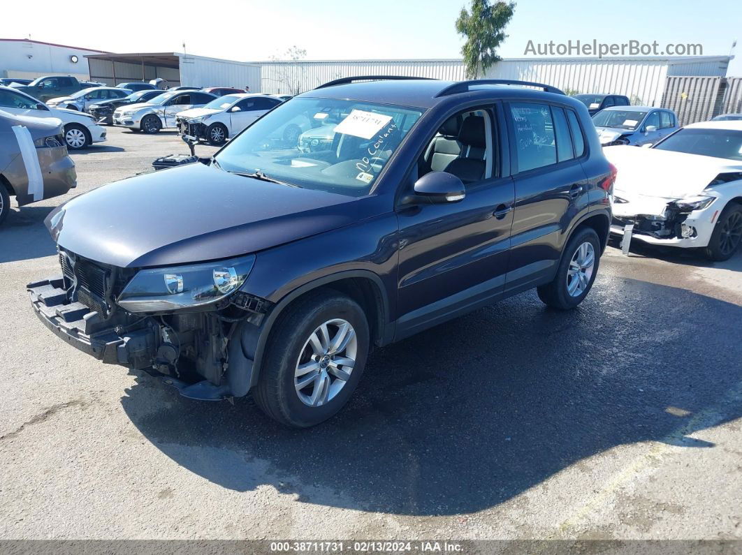 2016 Volkswagen Tiguan S Burgundy vin: WVGBV7AX7GW590196