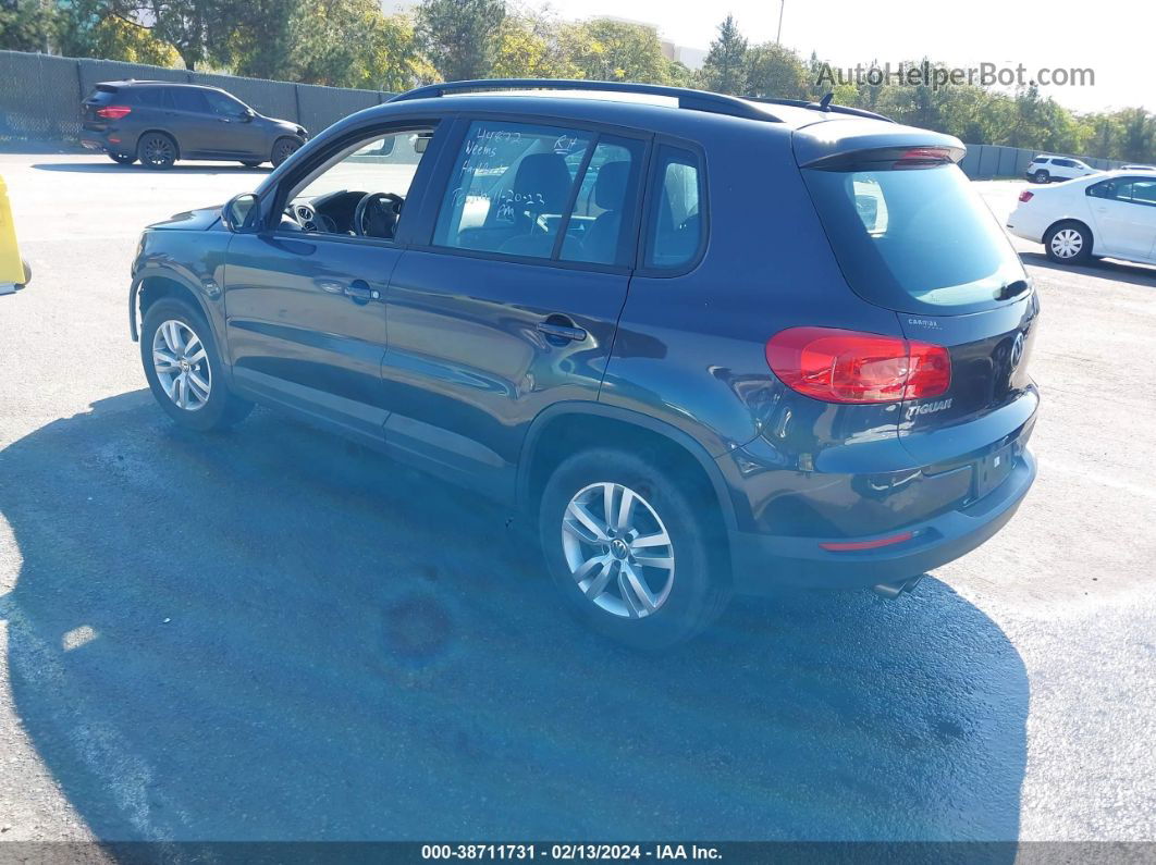 2016 Volkswagen Tiguan S Burgundy vin: WVGBV7AX7GW590196