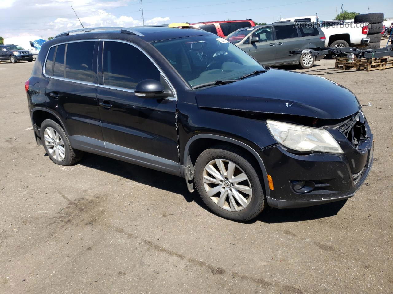 2010 Volkswagen Tiguan Se Black vin: WVGBV7AX8AW502568