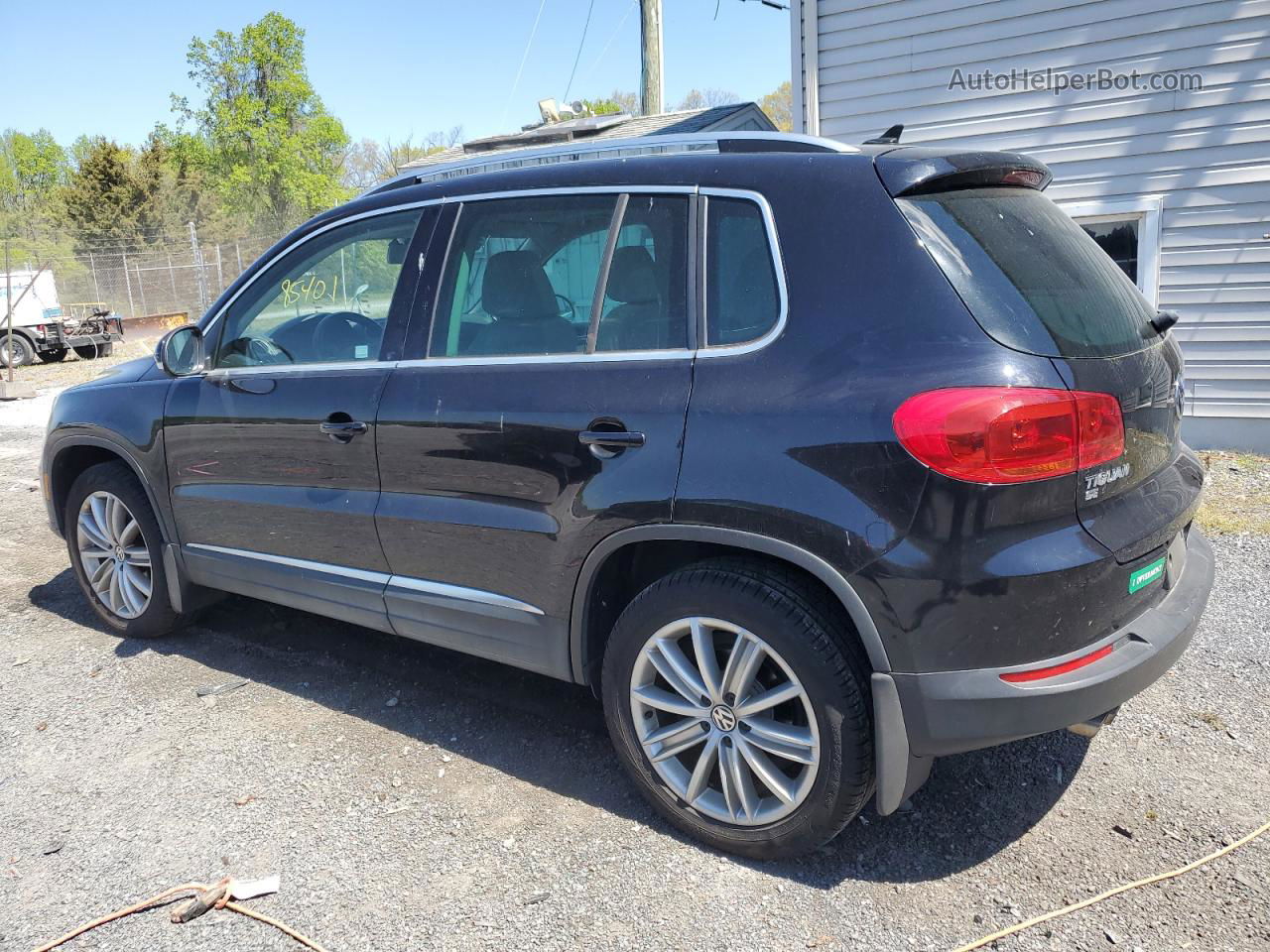 2016 Volkswagen Tiguan S Black vin: WVGBV7AX8GW518875