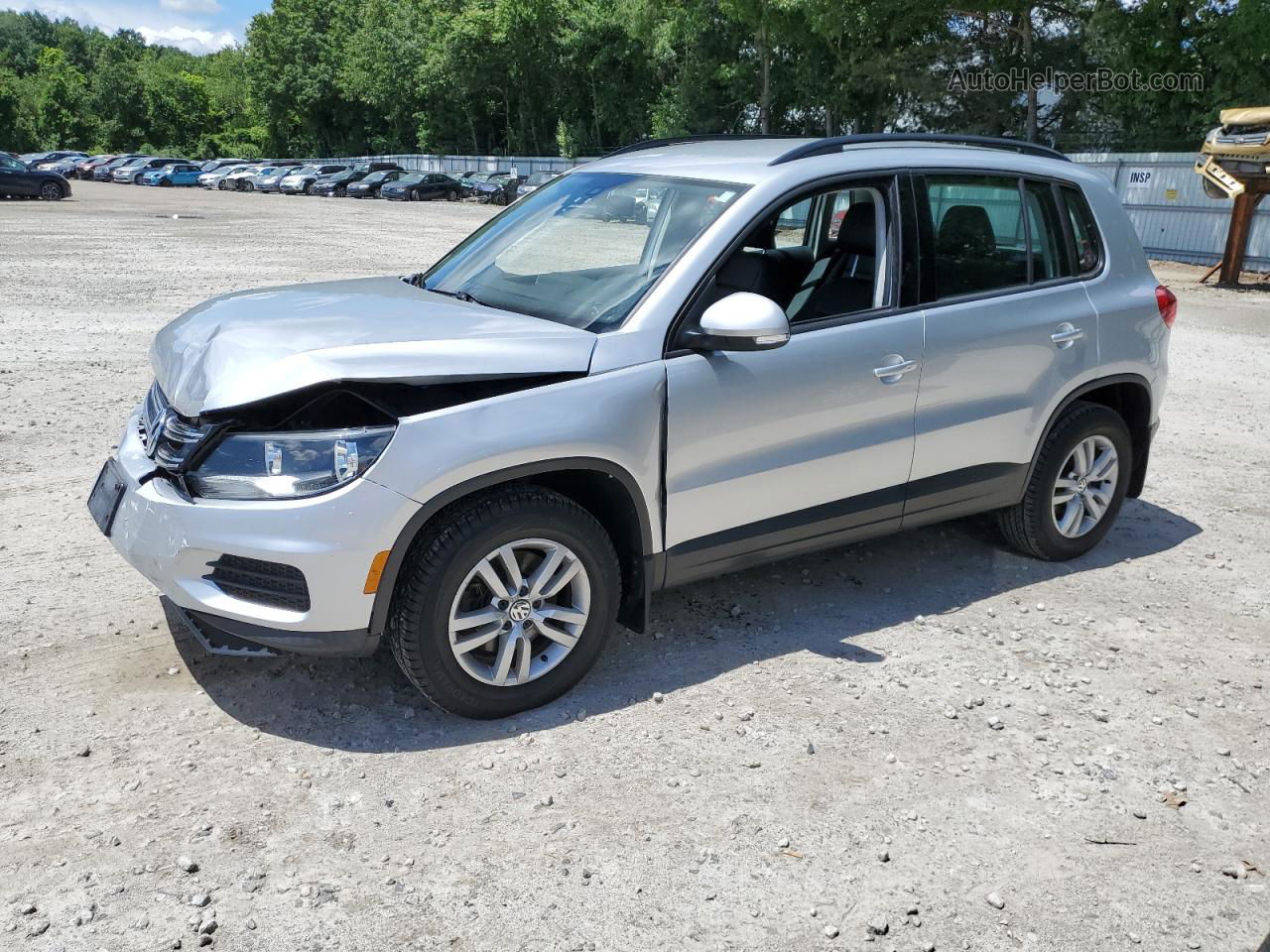 2016 Volkswagen Tiguan S Silver vin: WVGBV7AX8GW609192