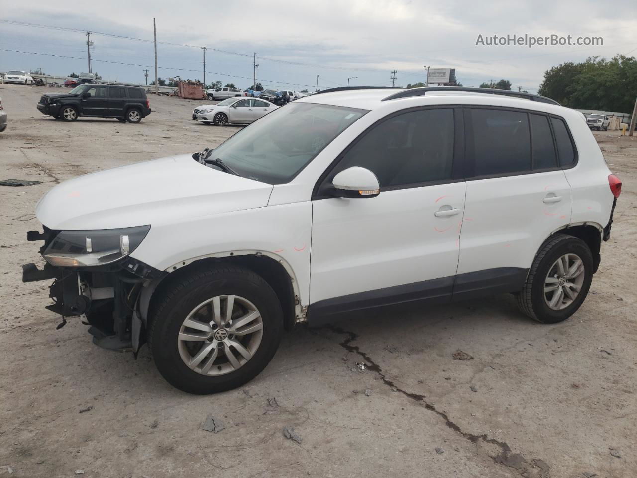 2017 Volkswagen Tiguan S White vin: WVGBV7AX8HK004968