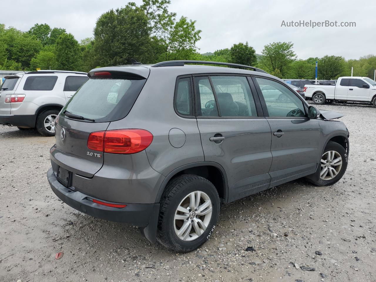 2017 Volkswagen Tiguan S Gray vin: WVGBV7AX8HK027957