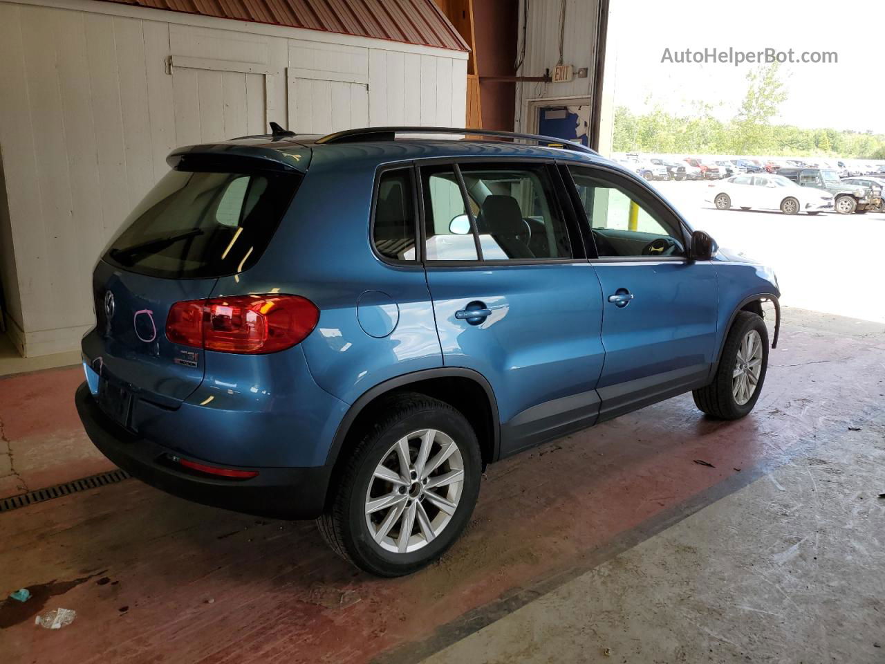 2017 Volkswagen Tiguan S Blue vin: WVGBV7AX8HK042619