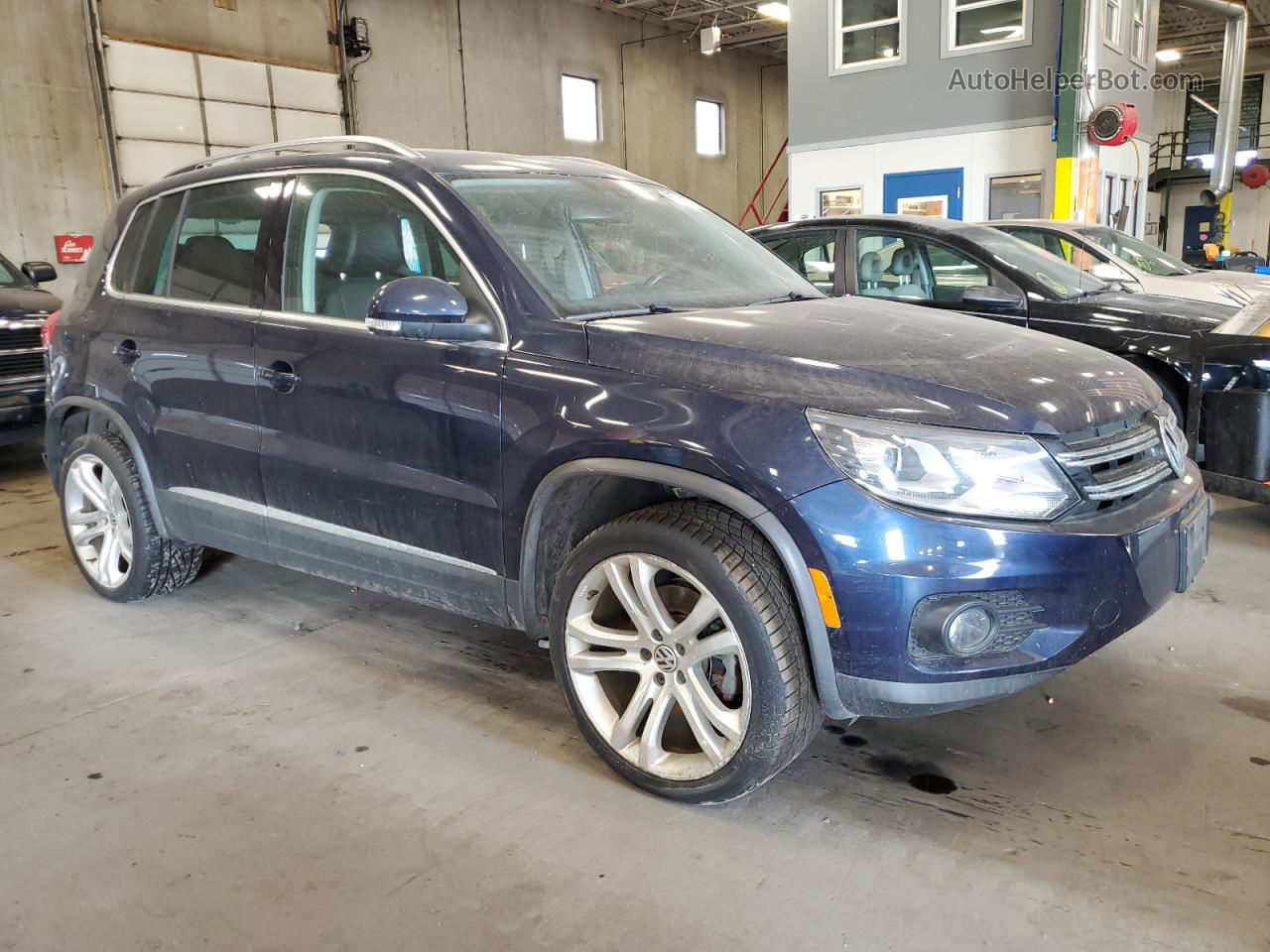 2013 Volkswagen Tiguan S Синий vin: WVGBV7AX9DW525538