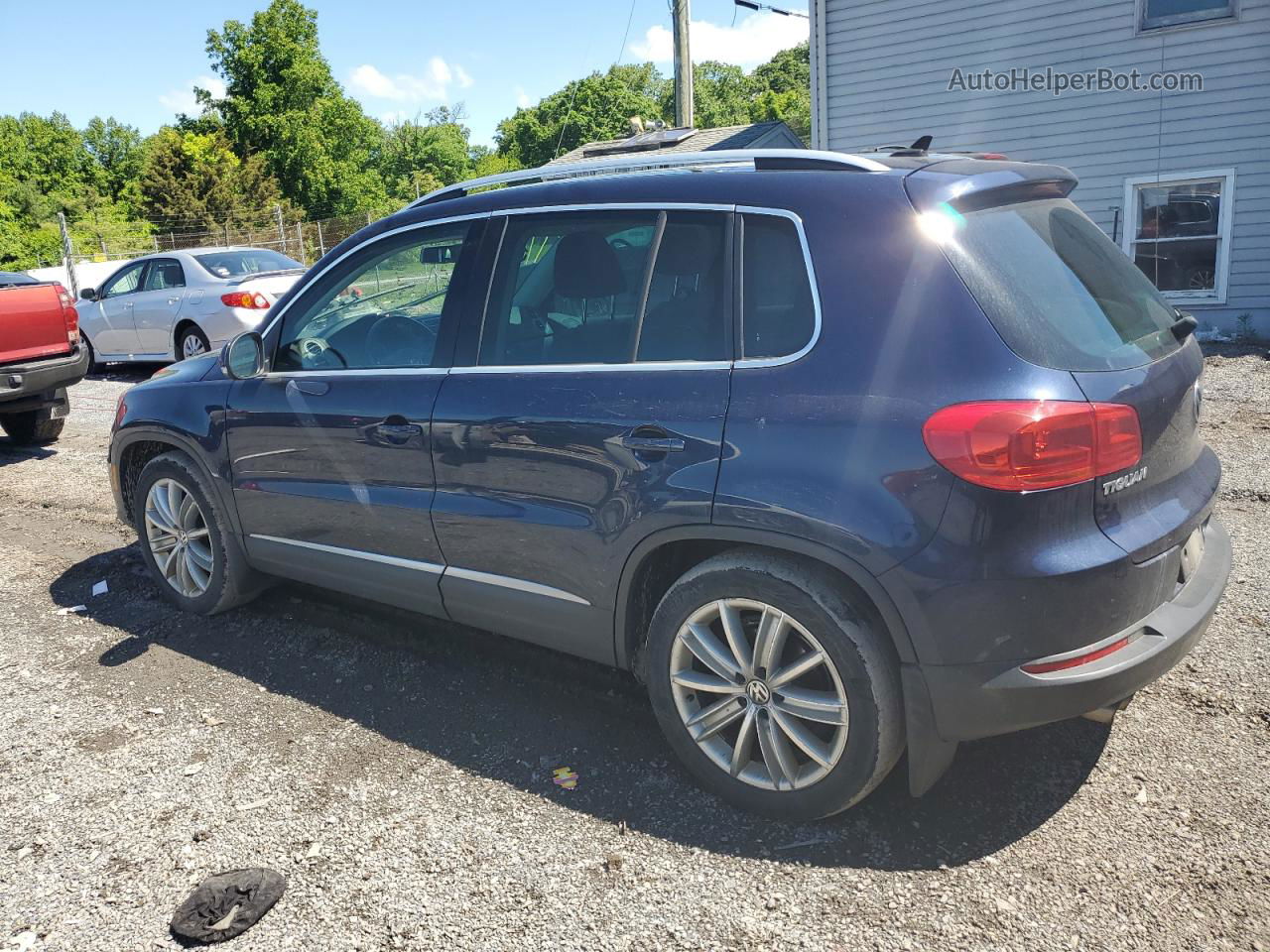 2013 Volkswagen Tiguan S Blue vin: WVGBV7AX9DW542369