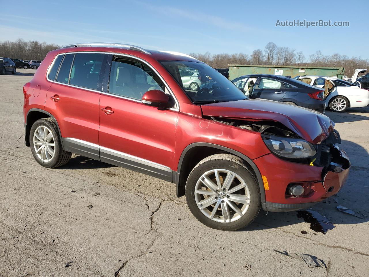 2016 Volkswagen Tiguan S Burgundy vin: WVGBV7AX9GW076351