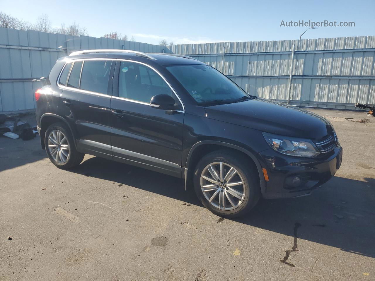 2016 Volkswagen Tiguan S Black vin: WVGBV7AX9GW516603