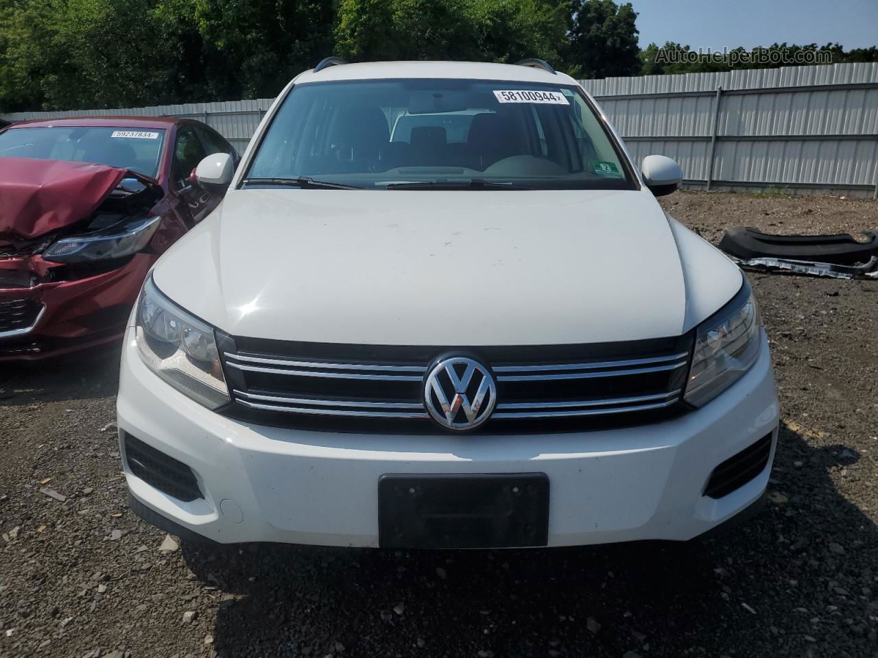 2017 Volkswagen Tiguan S White vin: WVGBV7AX9HK048008