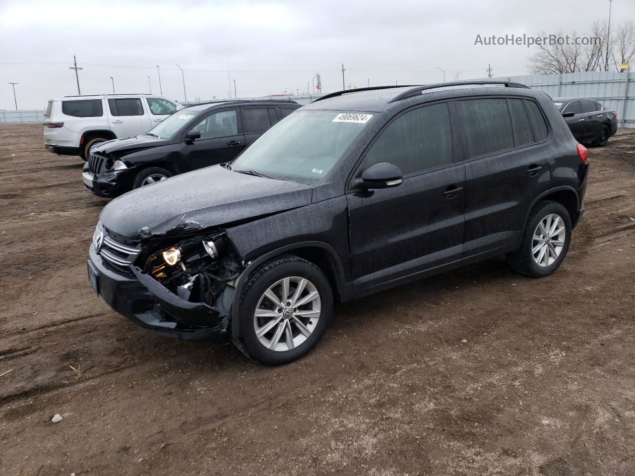 2018 Volkswagen Tiguan Limited  Черный vin: WVGBV7AX9JK005990