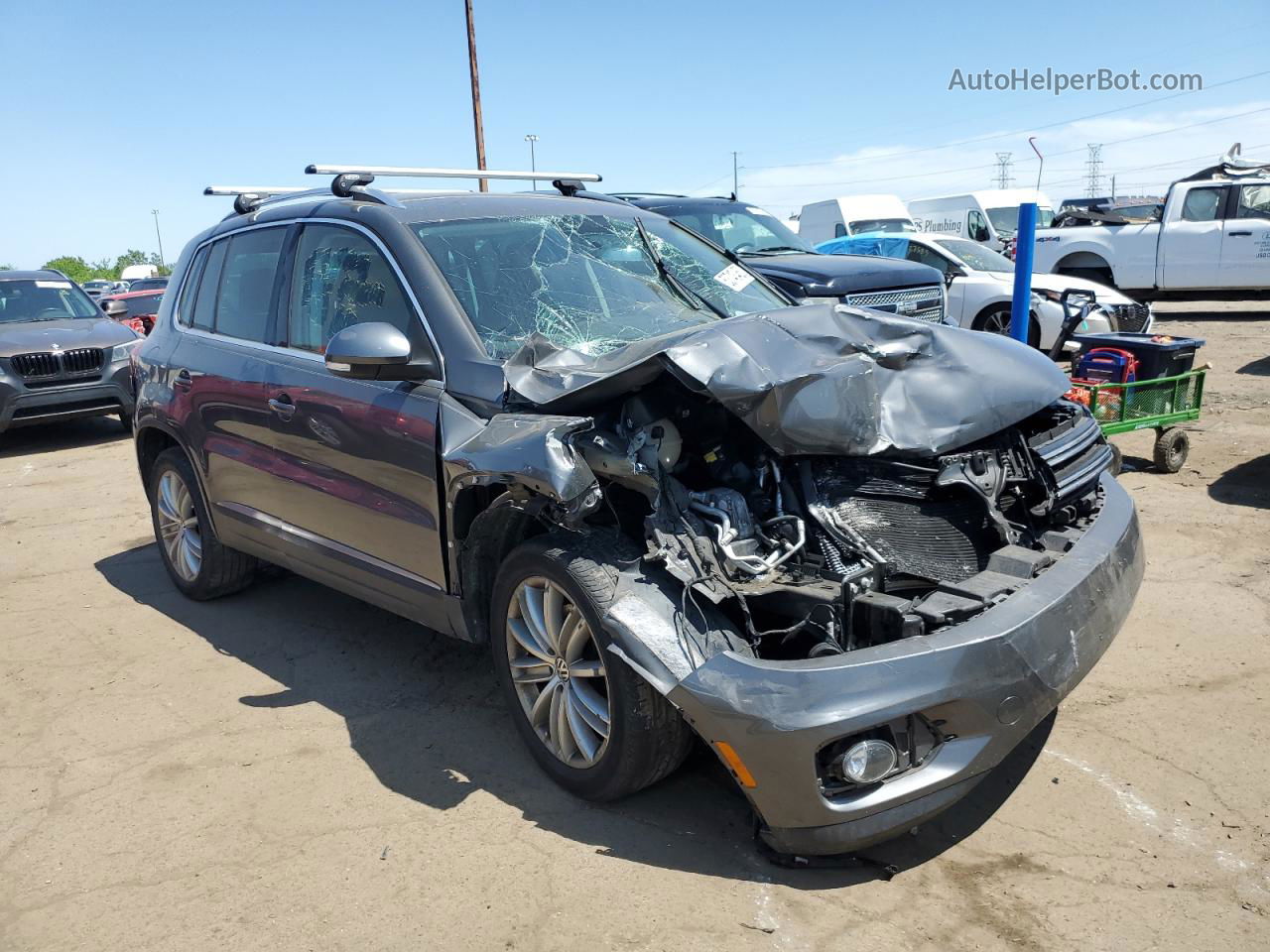 2013 Volkswagen Tiguan S Gray vin: WVGBV7AXXDW007406