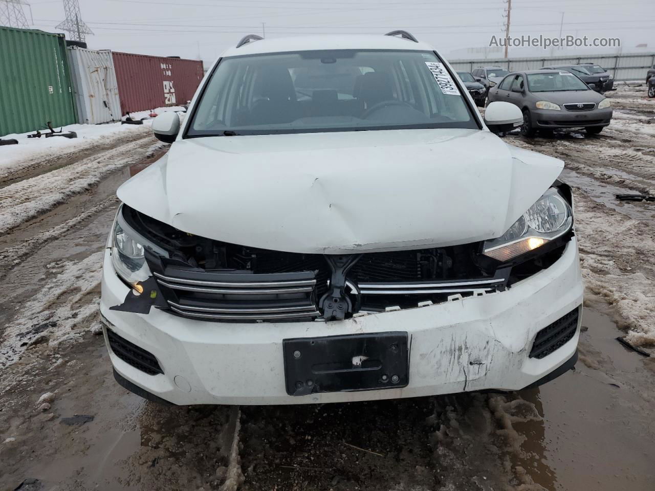 2016 Volkswagen Tiguan S White vin: WVGBV7AXXGW526363