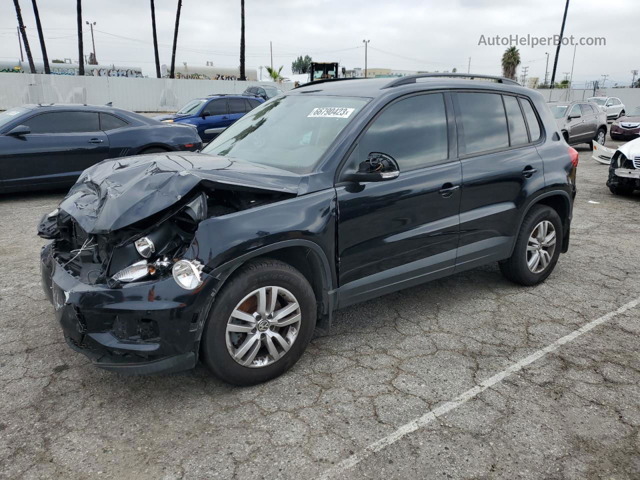 2017 Volkswagen Tiguan S Black vin: WVGBV7AXXHK037308