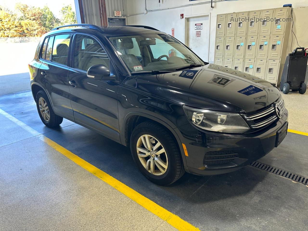 2017 Volkswagen Tiguan S Black vin: WVGBV7AXXHW510505