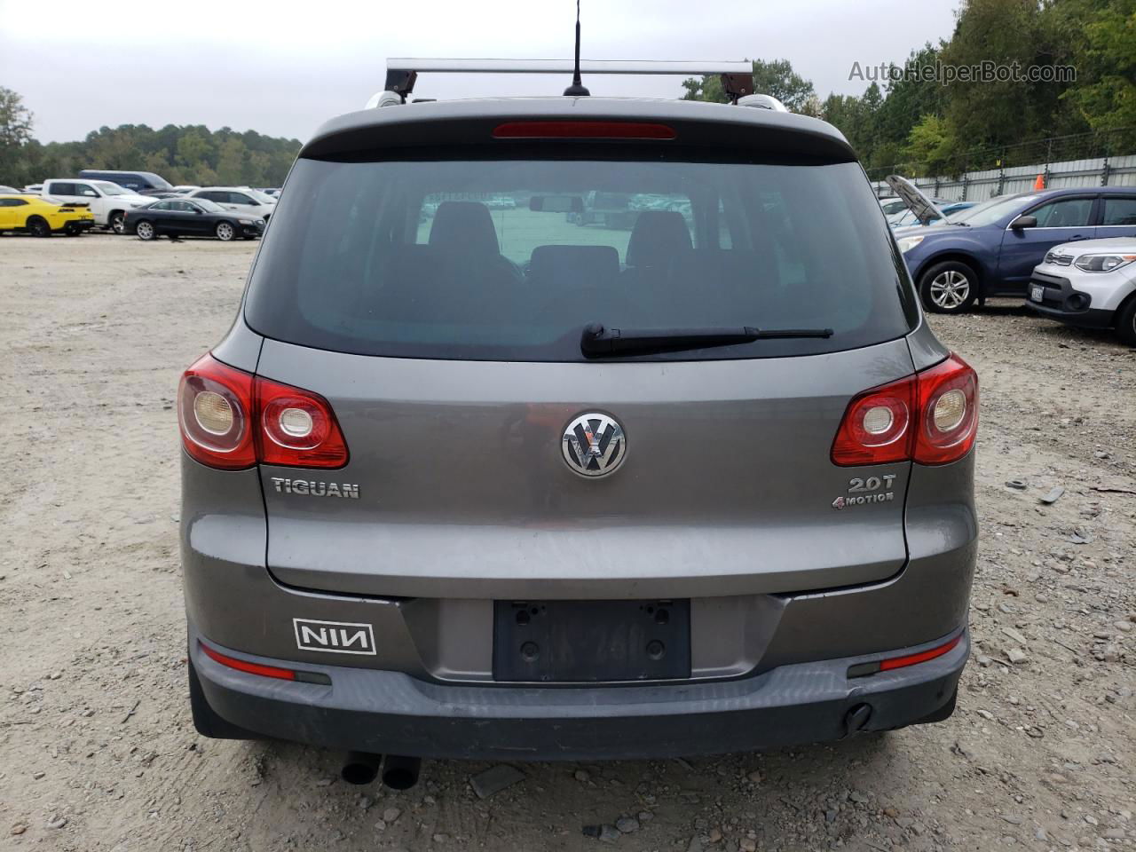 2010 Volkswagen Tiguan Se Gray vin: WVGBV9AX7AW510155