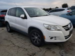 2010 Volkswagen Tiguan S White vin: WVGCV7AX8AW501957