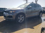 2014 Volkswagen Touareg V6 Gray vin: WVGDF9BP0ED009033