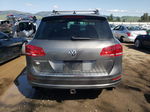 2014 Volkswagen Touareg V6 Gray vin: WVGDF9BP0ED009033