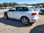 2014 Volkswagen Touareg V6 White vin: WVGDF9BP4ED002862